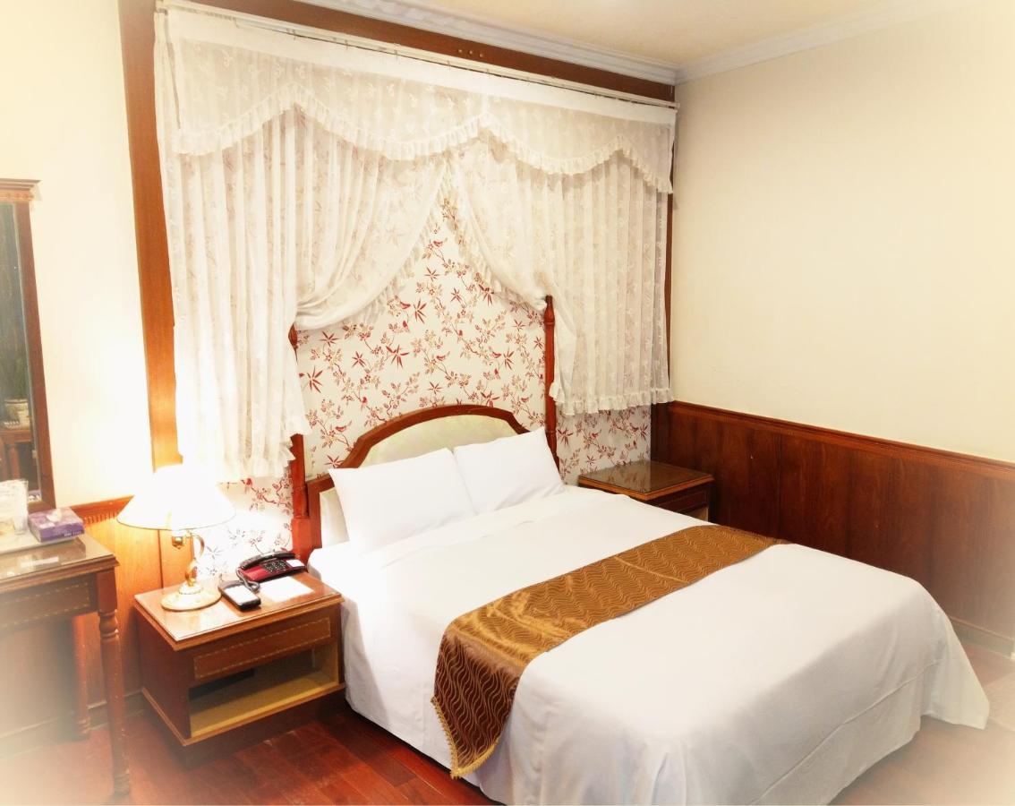 Jenq Yang Hotspring Hotel Renai Exterior photo