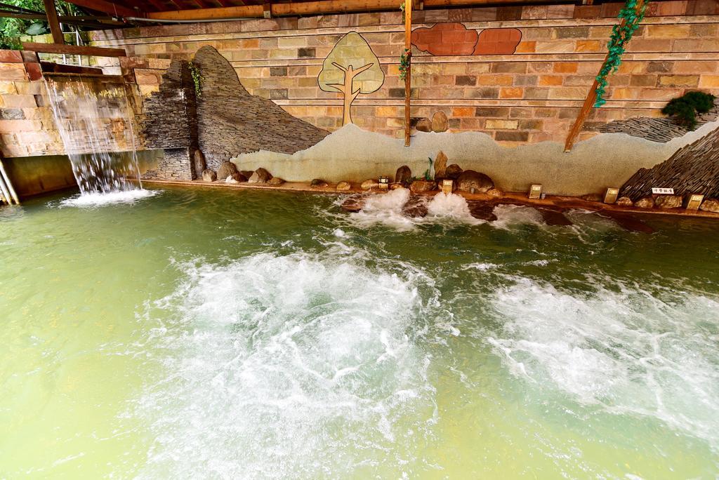 Jenq Yang Hotspring Hotel Renai Exterior photo